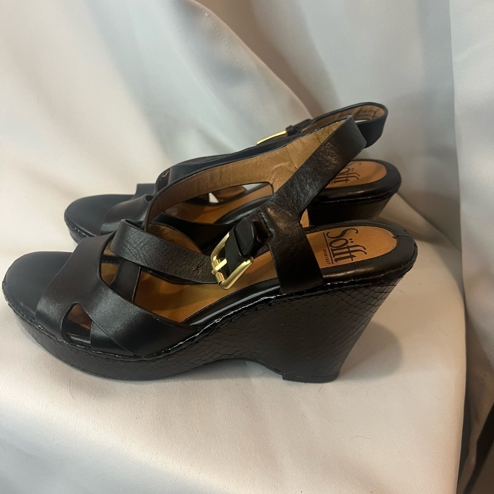 Söfft Black Leather Crisscross Slingback Wedge Sandals Comfort Size 6.5 - Picture 2 of 8